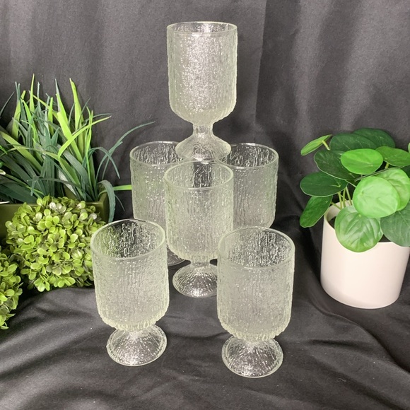Set of 6 vintage / MCM Indiana Glass “Crystal Ice” textured wine glass - Picture 1 of 9